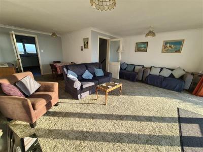 2020 living room - 800, 600