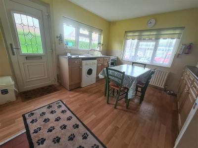 P2022 Kitchen 2021 2 - 800, 600