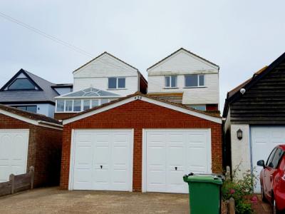 P1253 front of house - 600, 450