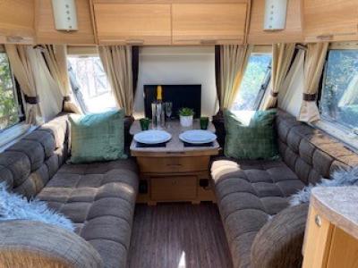 P2179 Caravan seating area 3 - 320, 240